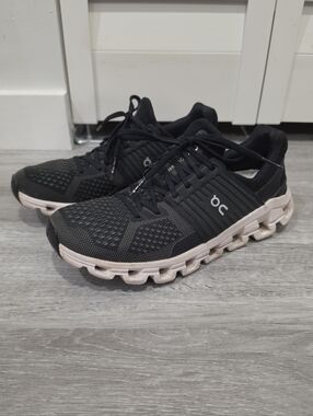 On Cloud Cloudswift 3 Women's Black White Running Shoes Sneakers Sz. 8